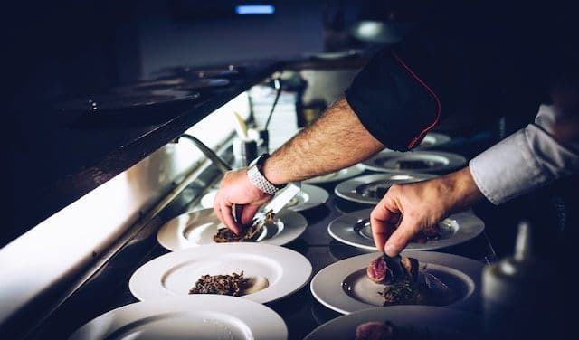 Tips for retaining top talent in the restaurant industry